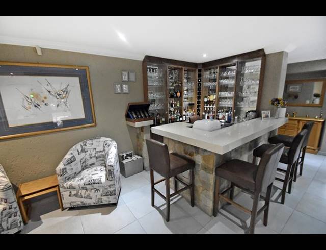 4 BEDROOM HOUSE FOR SALE IN LINKSFIELD